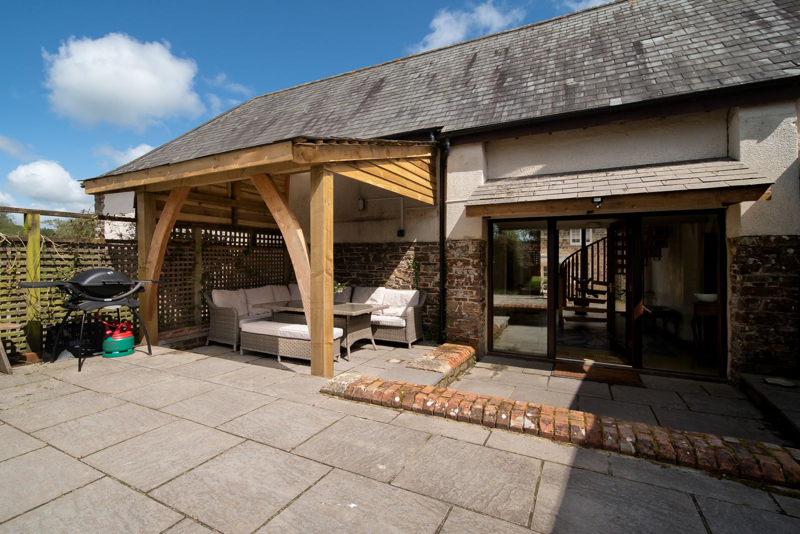 Patio and barbecue area