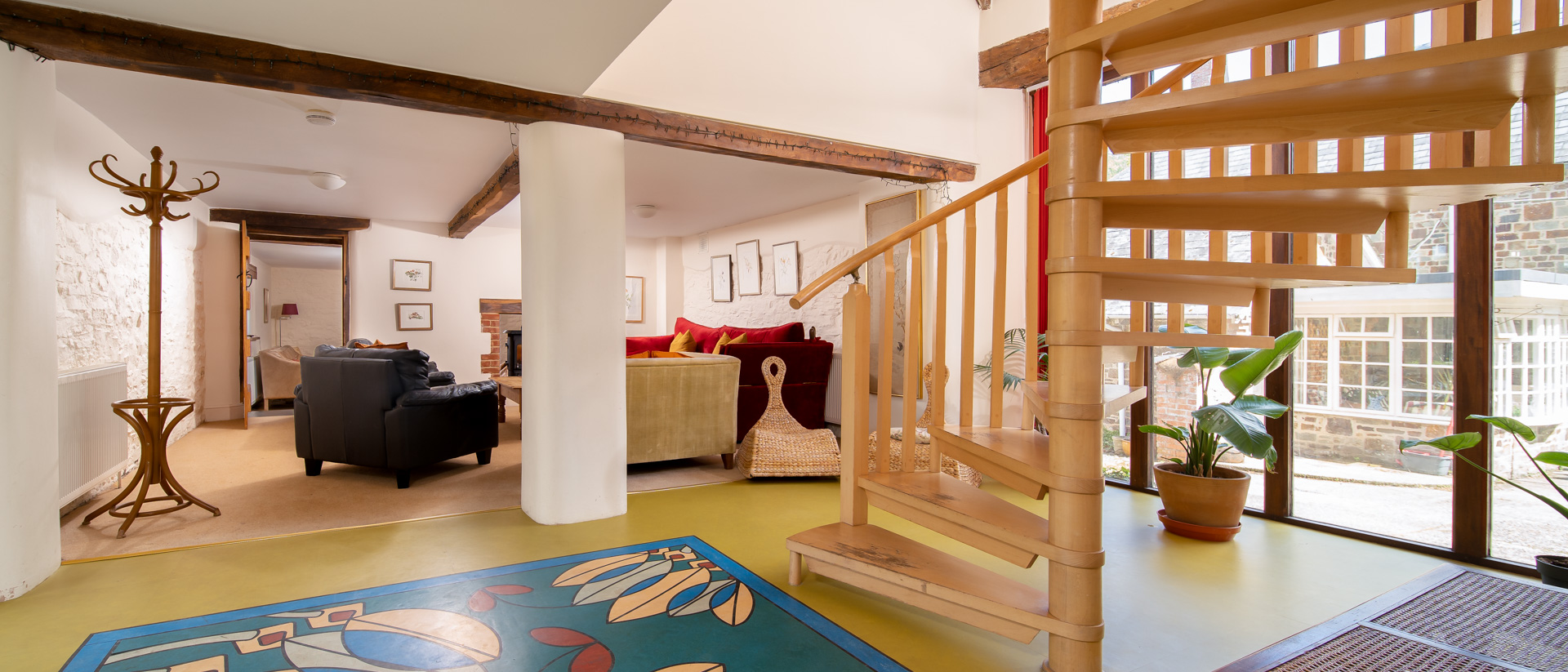 Spacious lounge area to accommodate groups of up to 16 holiday visitors